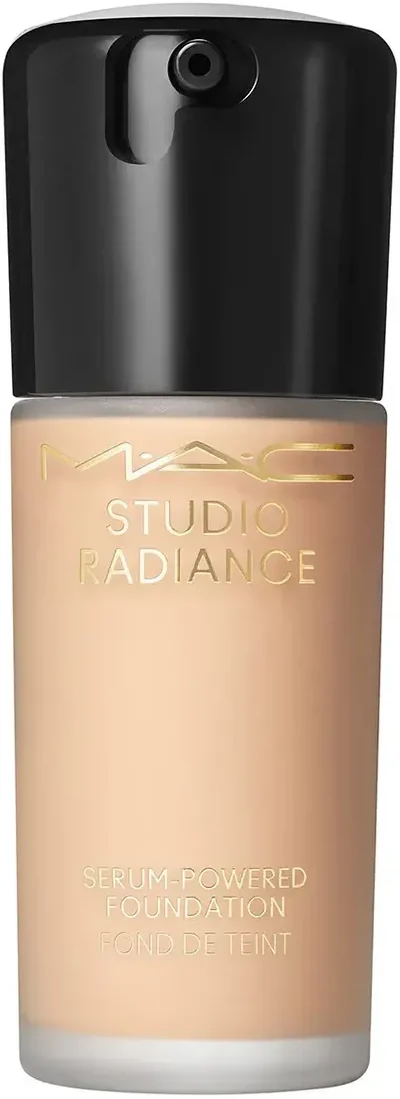 M·A·C — base, del kit de Cintia Lentini Studio Make Up