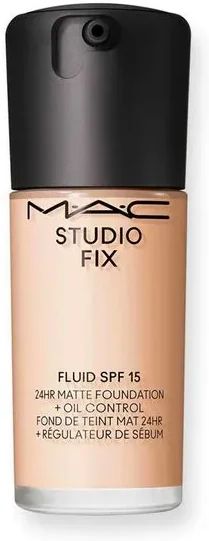 M·A·C — base, del kit de Cintia Lentini Studio Make Up